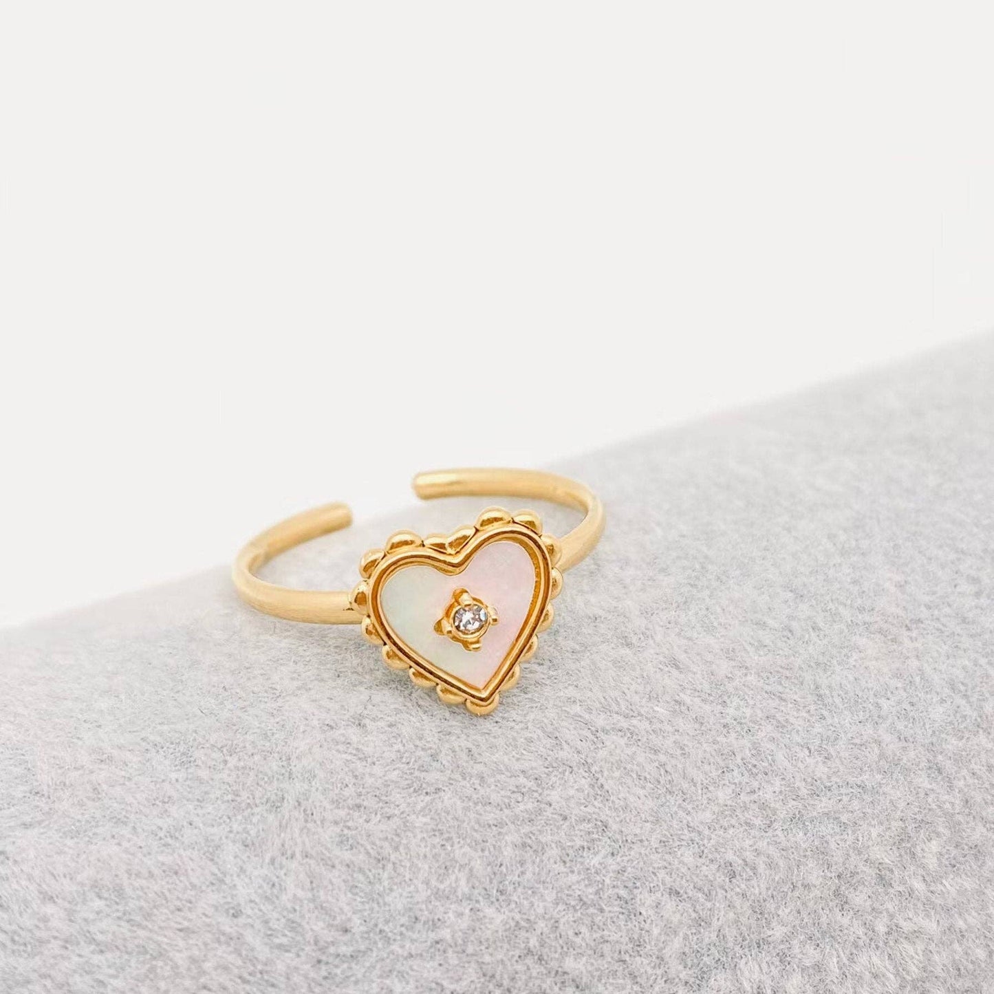 Heart Shaped & Clover 18K Gold Plated Ring - FGS: White four-leaf clover