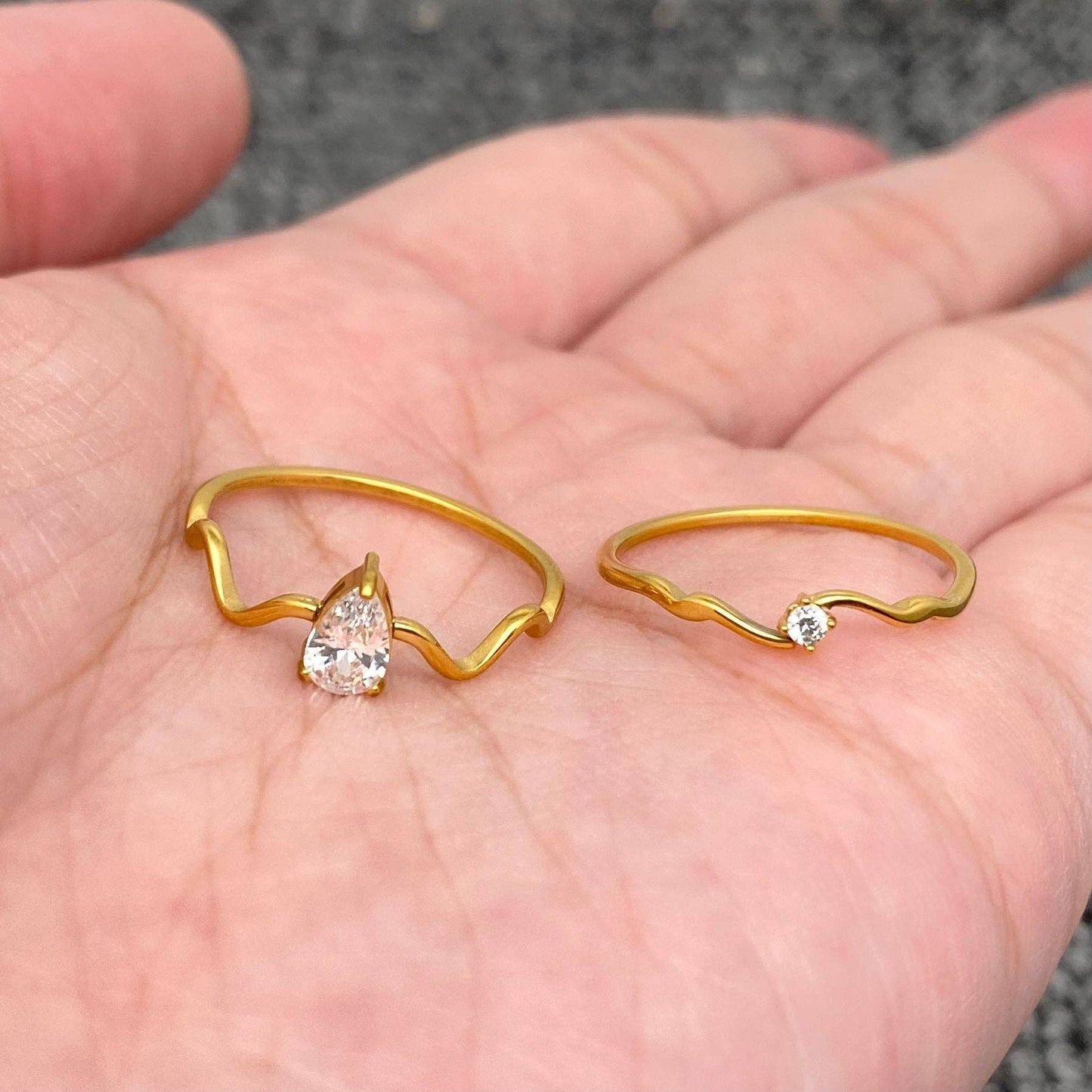 Inlaid Zircon 18K Gold Plated Stainless Steel Wavy Ring -FGS: Style A / 8
